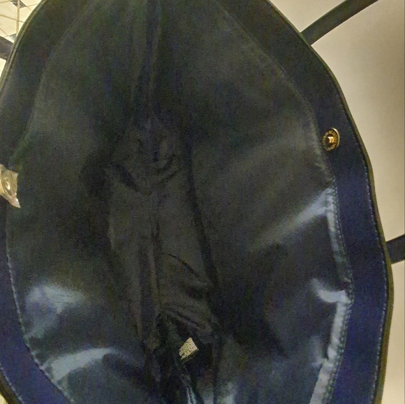 Victoria's Secret Blue & White Floral Carryall Tote Bag Spring 2022 Limited Ed. - Picture 8 of 8